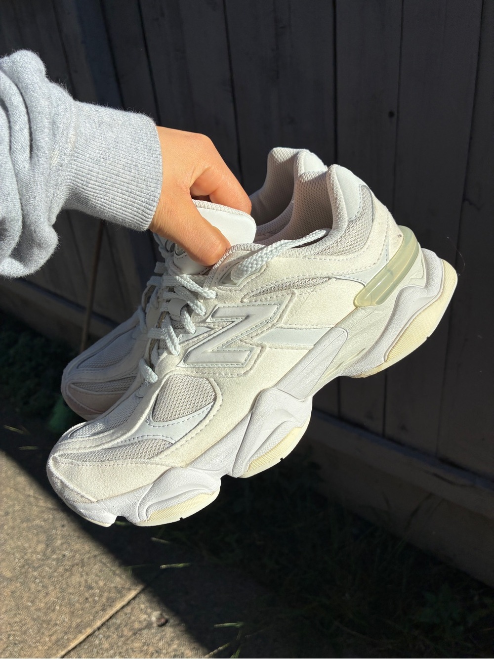 New Balance Women’s Off-White Chunky Runner Sneakers - Picture 2 of 4